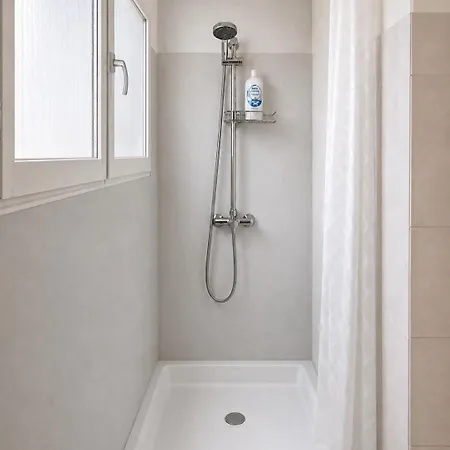 Spacieuse Maison Pour 6 à 8 Personnes Villa Noisy-le-Sec
