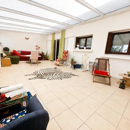 Spacieuse Maison Pour 6 à 8 Personnes *