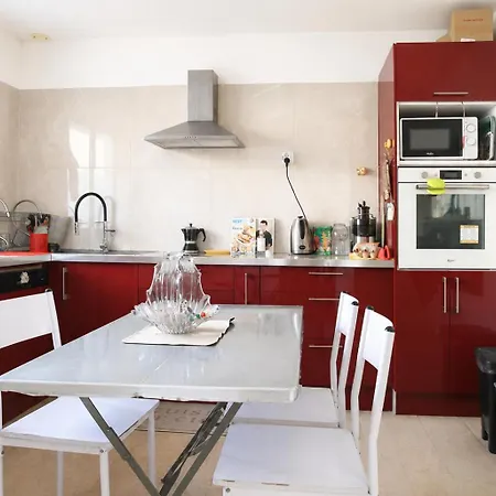 Spacieuse Maison Pour 6 A 8 Personnes Villa *